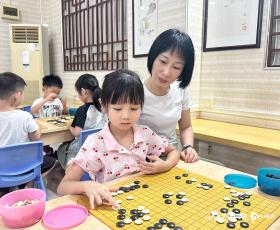 全国模范教师湛建霞：坚守幼教32年，用爱为孩子们播种未来-图6