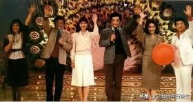 春晚至今后悔邀请她，捧了个“白眼狼”，导演：当时我都不想活了-图9