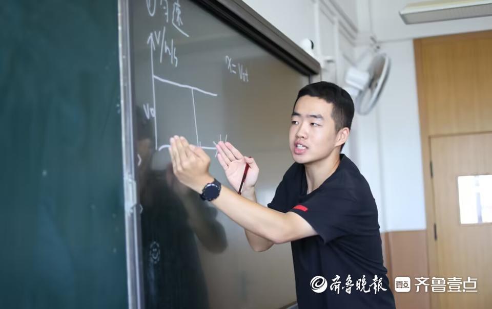 北大清华相继登门，烟台青华中学为何备受青睐？-图4